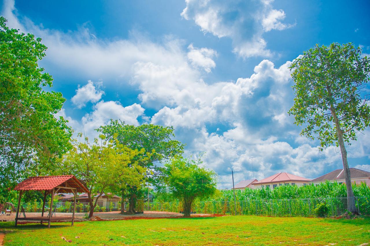 Muo Resort Muar Exterior photo